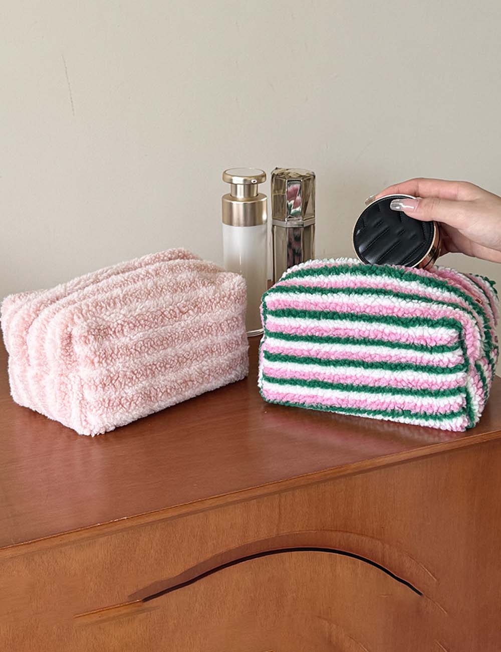 Color Contrast Stripe Plush Makeup Bag