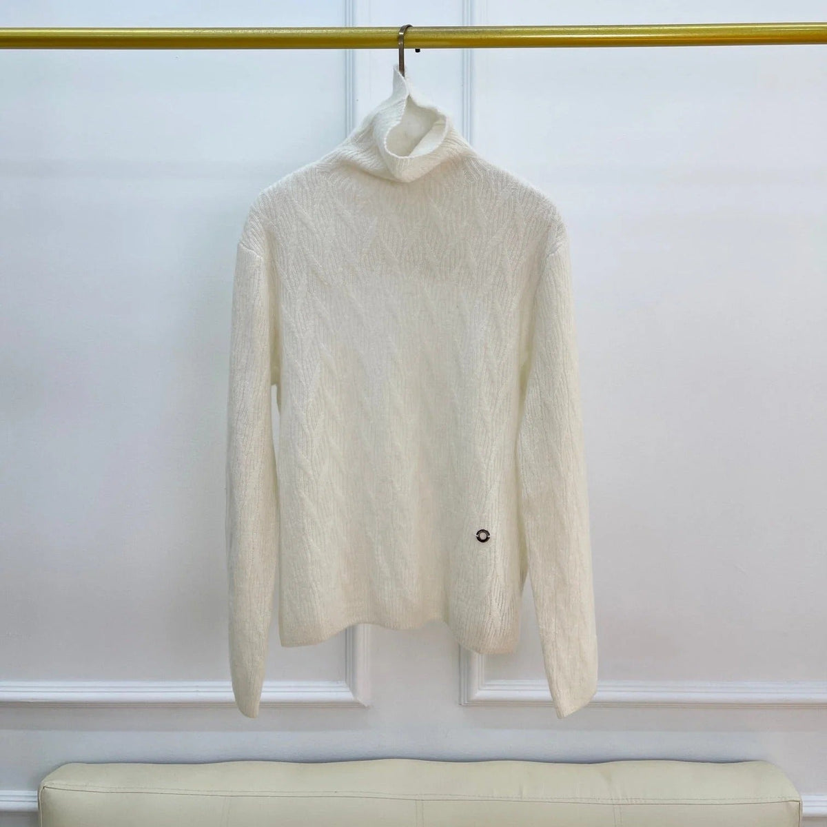LP TURTLENECK SWEATER STYLE 124