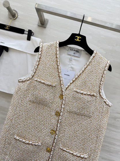 CC 26s Cruise Vest Beige Tweed Weave & Gold Thread
