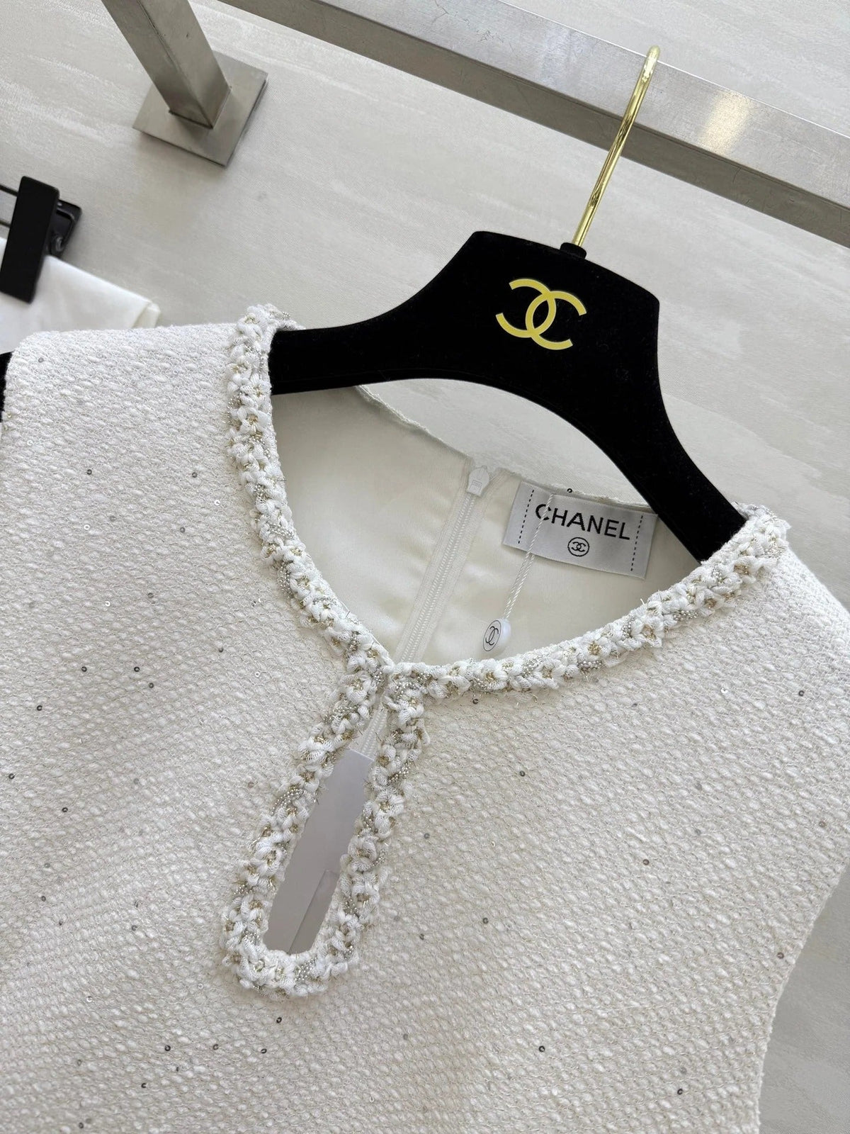 CHANEL SLEEVELESS WOOL DRESS STYLE 20