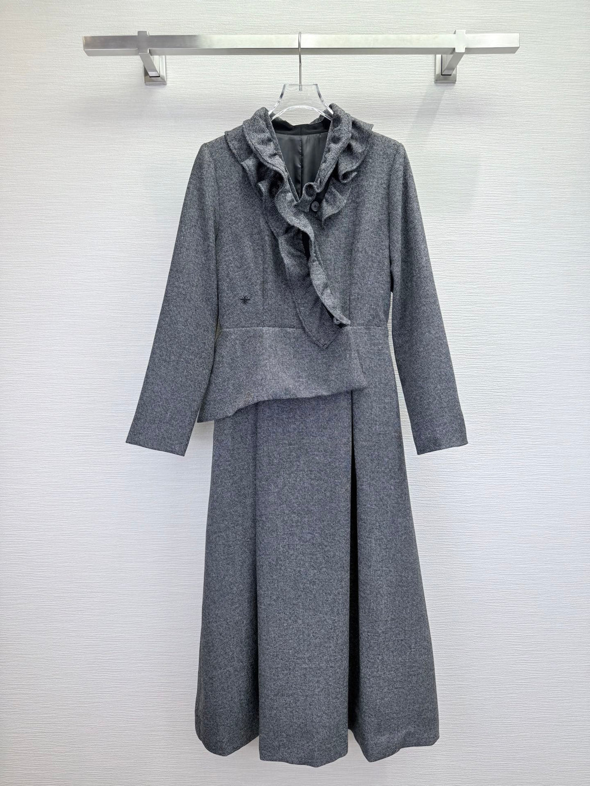 CD 25SS Ruffled V-neck Dress Gray Wool 306506