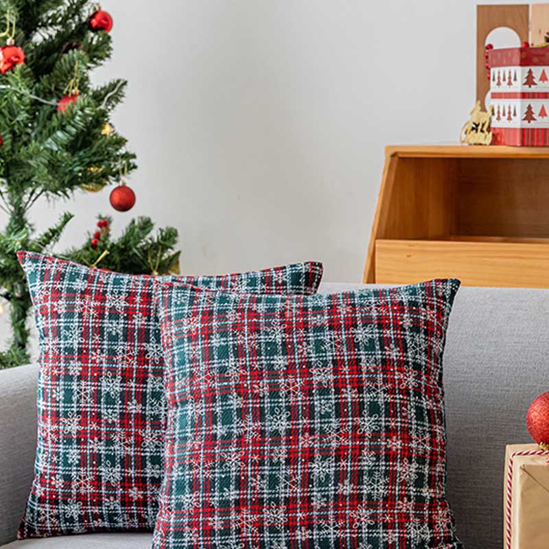 Classic Christmas Plaid Snowflake Throw Pillow Covers