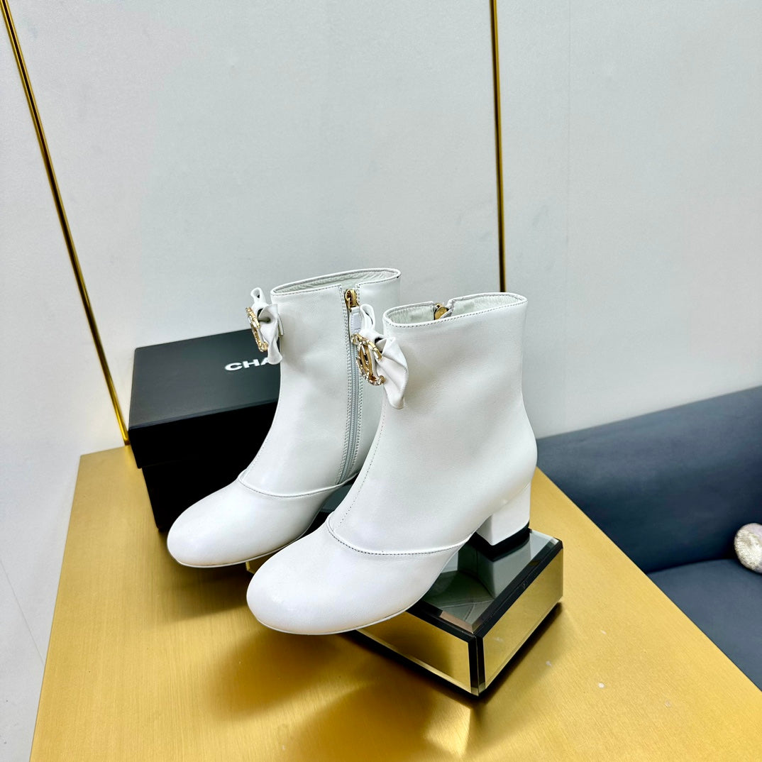 CC Bow-Adorned Rhinestone Boots White Cowhide 564596