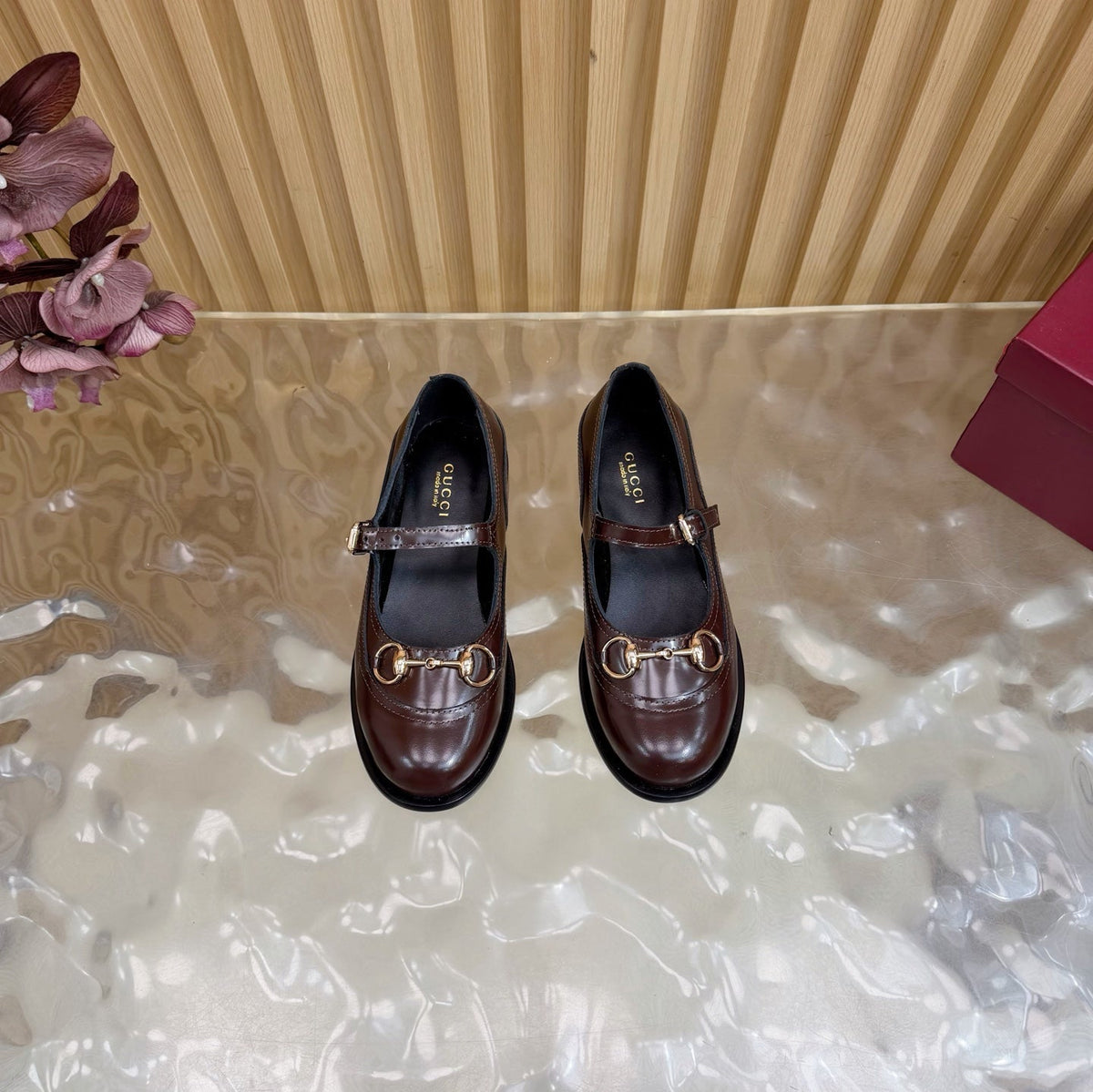 GG 26 Slip-on Dark Brown Sheepskin 589462