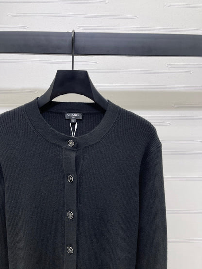 CHANEL WOOL LONG SLEEVE CARDIGAN STYLE 281
