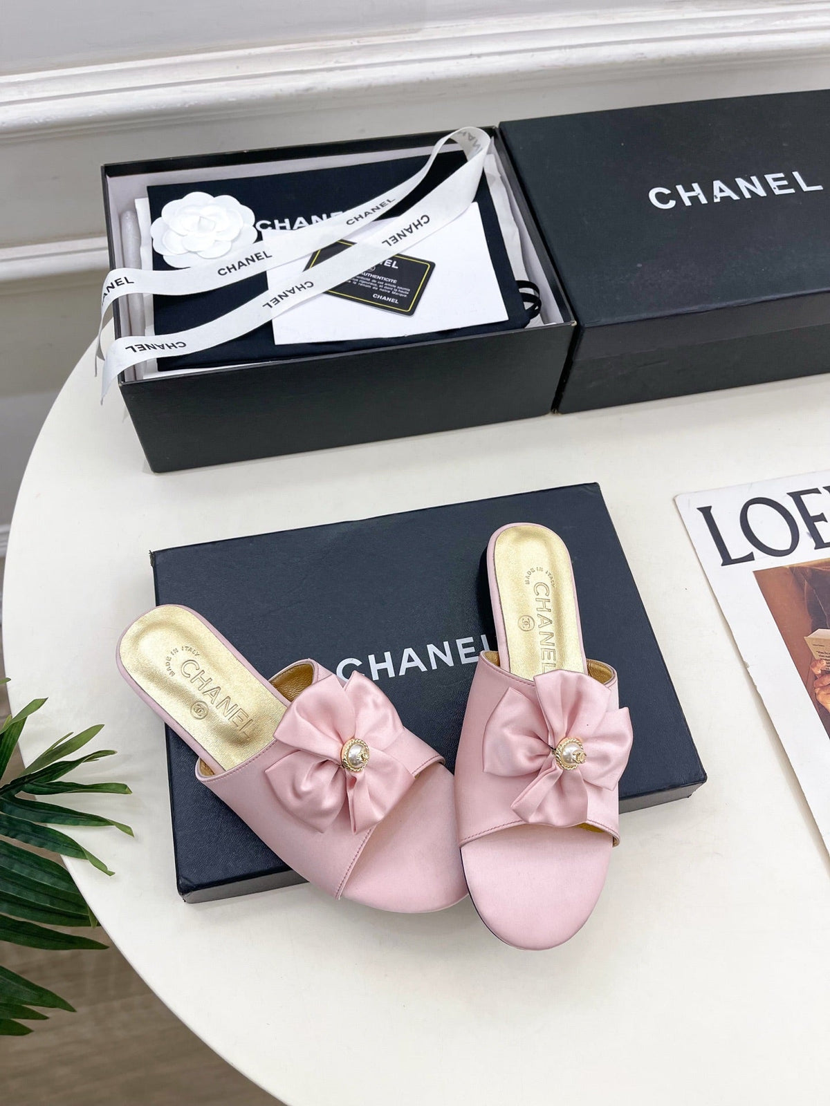 CC 26s Bow Slippers Pink Satin Sheepskin 586899