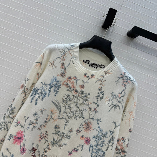 CD 25 Floral Embroidered Sweater White Cashmere