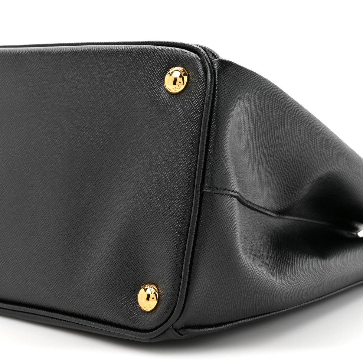 Saffiano Medium Galleria Double Zip Tote Black