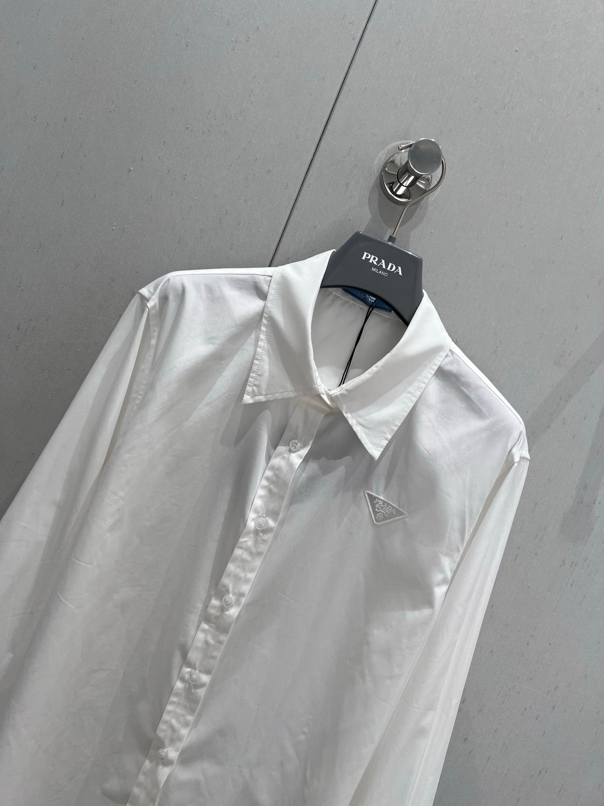 Prada 25 Long-sleeved Shirt White Cotton 218025