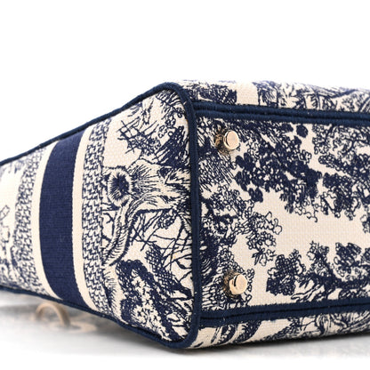 Toile de Jouy Embroidered Medium Lady D-Lite Blue