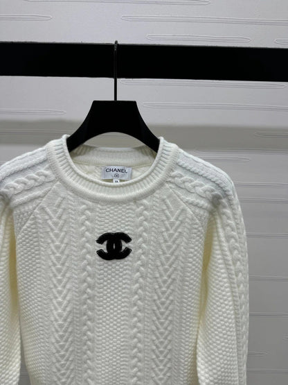 CHANEL 25S KNITTED SWEATER 467
