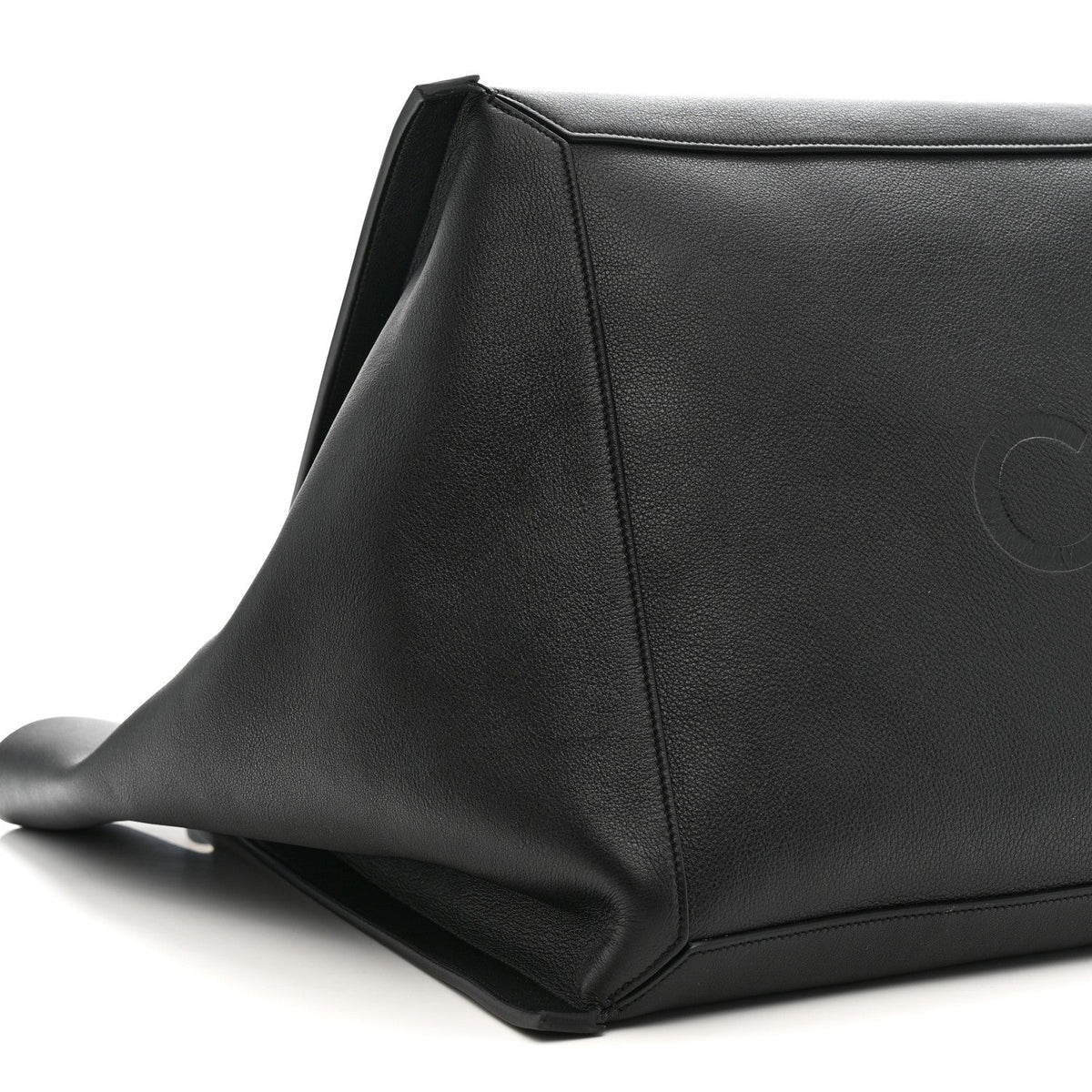 Supple Calfskin Medium Cube Black