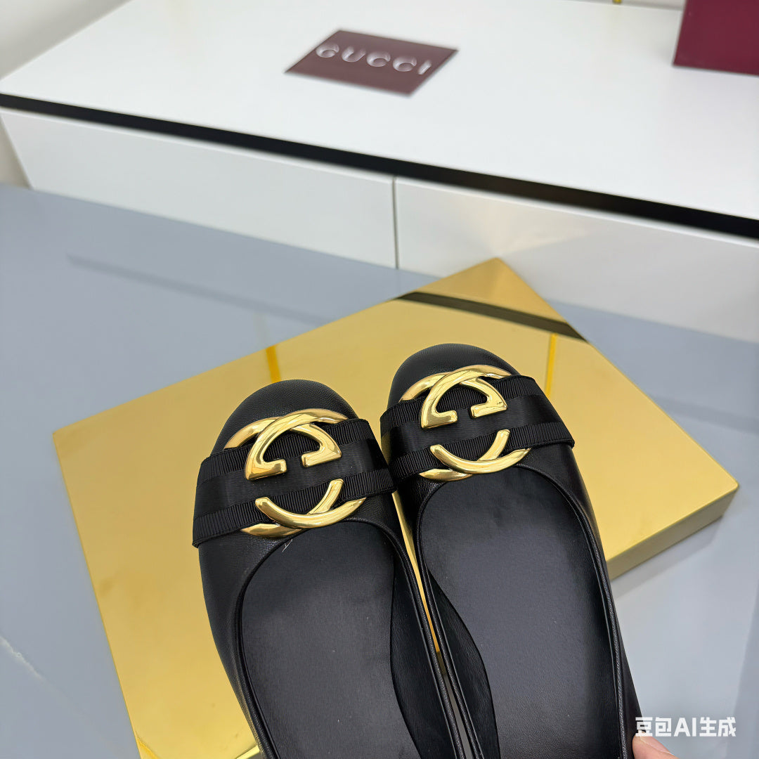 GG FW 25 Ballet Flat Black Calfskin 564715