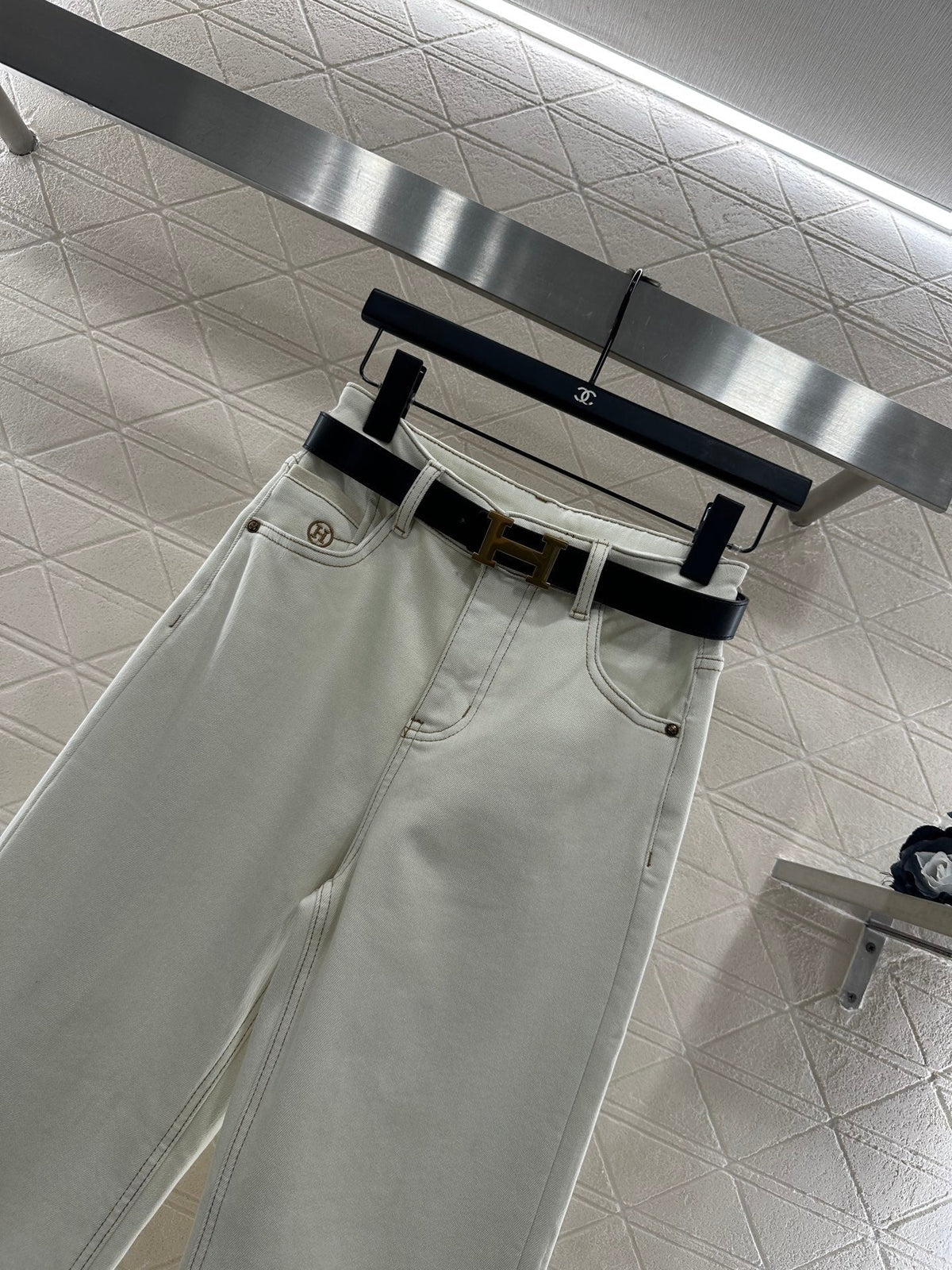 HERMES 25S STRAIGHT-LEG JEANS 083