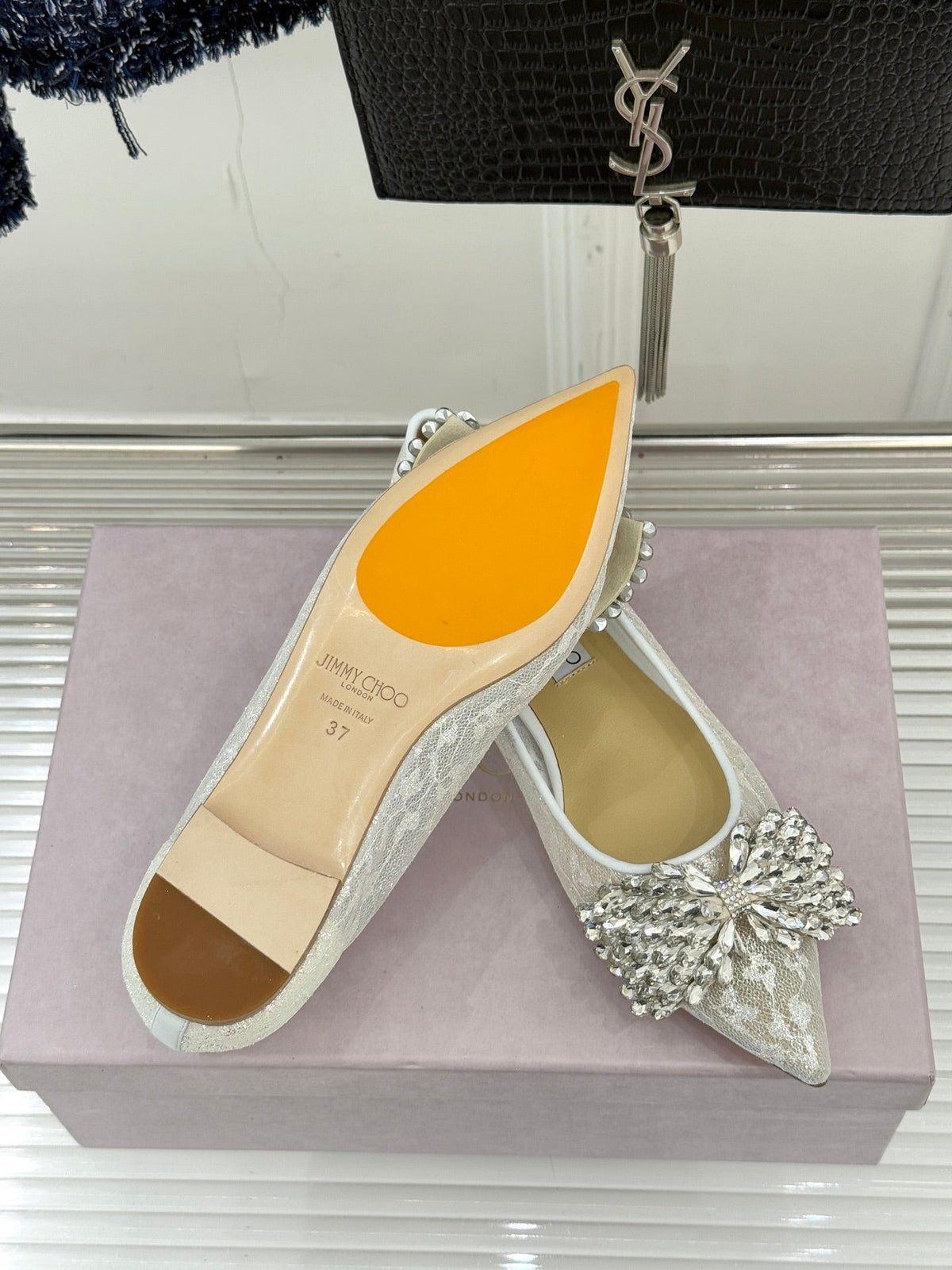 JC25WF Rhinestone Bow Pionted Toe Ballet Flat White Sheepskin 573534