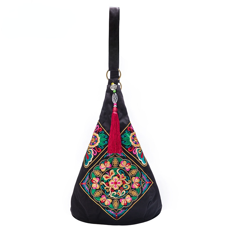 Tibetan Embroidery Bag Ethnic Style Single Shoulder Bag Women'S Bag Retro Embroidery Wandering Bag Fashion Denim Canvas Bag