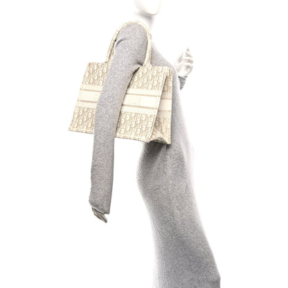 Oblique Medium Book Tote Gold Multicolor