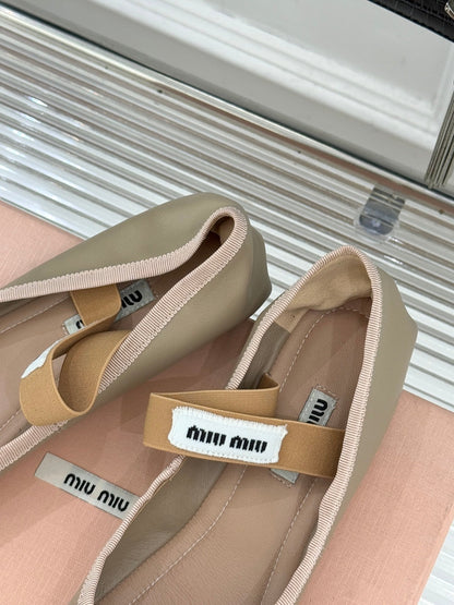 Miu Classic Bow Letter Ballet Flat Dark Beige Sheepskin 571000