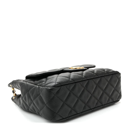 Caviar Quilted Wavy CC Hobo Black