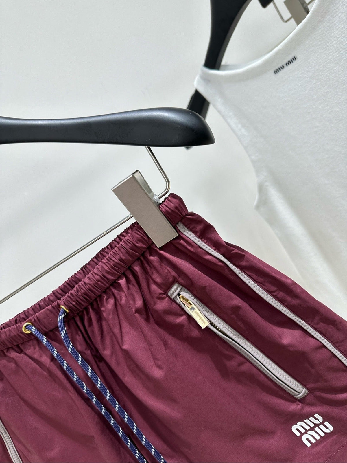 Miu Shorts Burgundy Windproof Fabric 349727