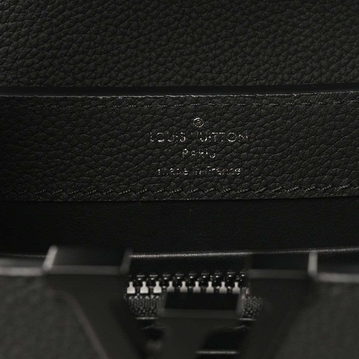 Matte Taurillon Capucines East West Mini All Black