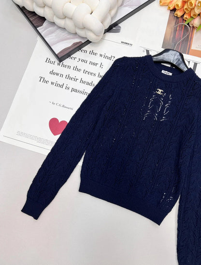 CHANEL 25S LONG-SLEEVE SWEATER 443