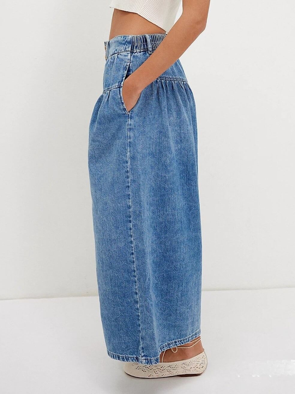 Buttons Midi Rise Wide Leg Jeans