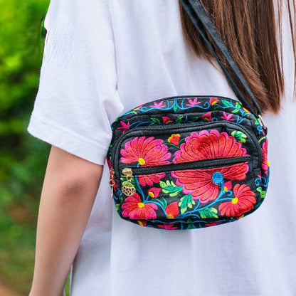 Ethnic Embroidered Multi-Layer Bag Ladies Embroidered Casual Cloth Bag.