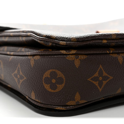 Monogram Pochette Metis