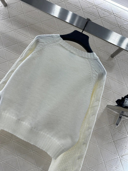 CC 26 Crew Neck Raglan Pullover Sweater White Wool 331351