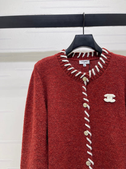 CC 26s Crochet-Trimmed Crew Neck Cardigan Red Knit 343631