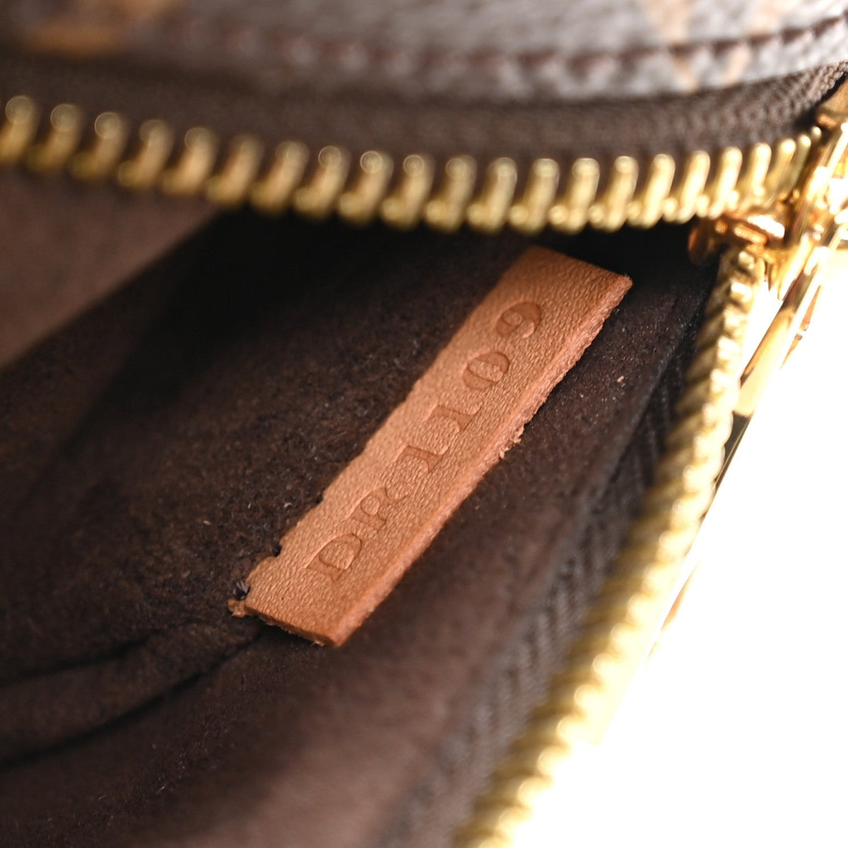 Monogram Pochette Metis