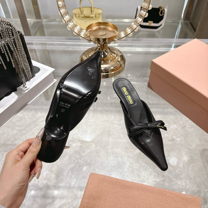 Miu 26 Pointed Toe Mule 45 Black Sheepskin 592089