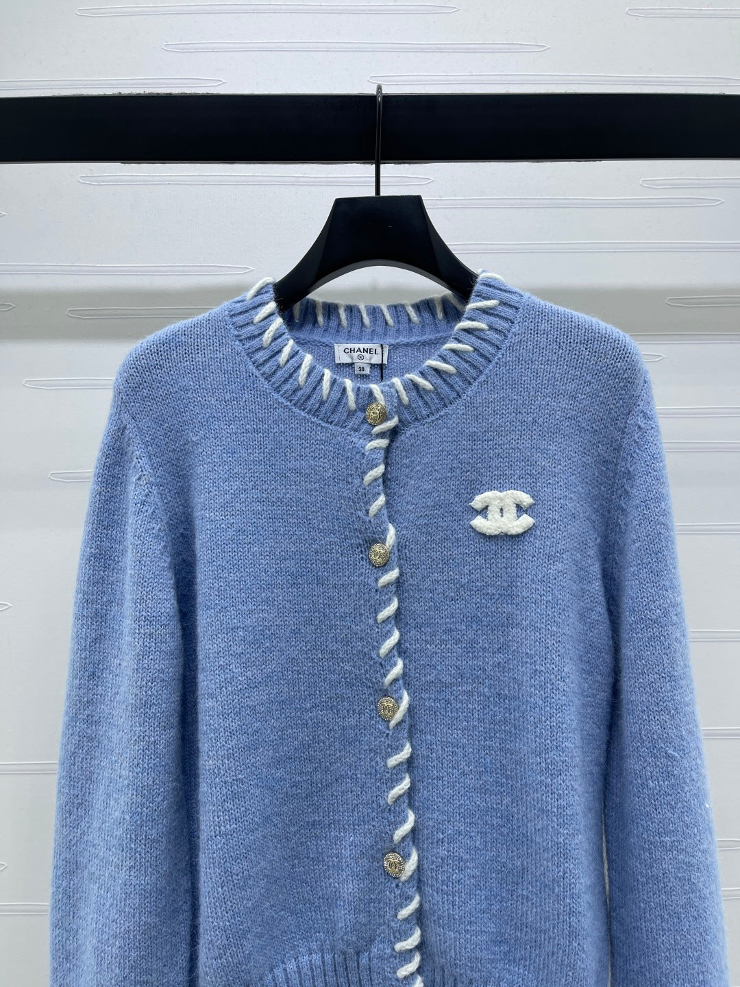 CC 26s Crochet-Trimmed Crew Neck Cardigan Blue Knit 343630