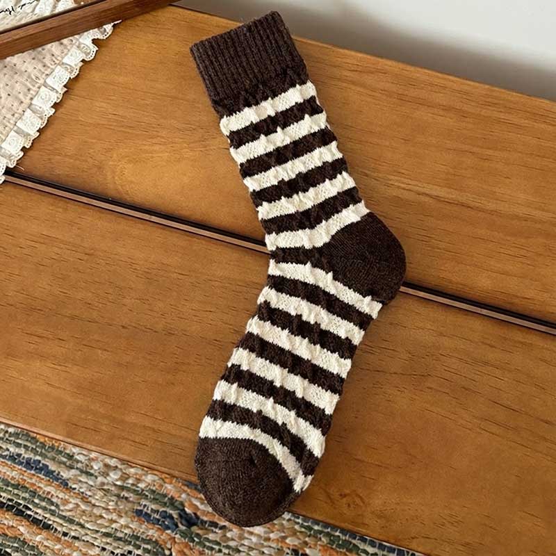 Casual Color Block Striped Warm Crew Socks