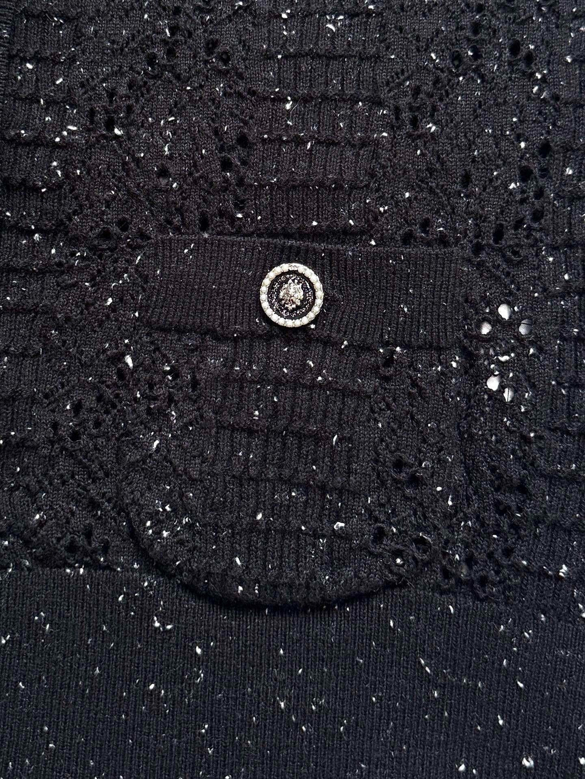 CHANEL SWEATER STYLE 82