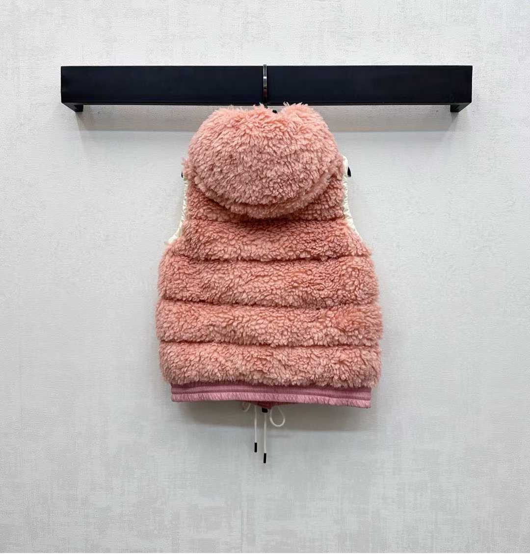 Moncle 25 Teddy Plush Down Vest in Pink