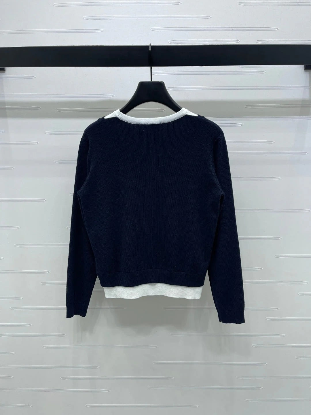 MIUMIU SWEATER STYLE 605