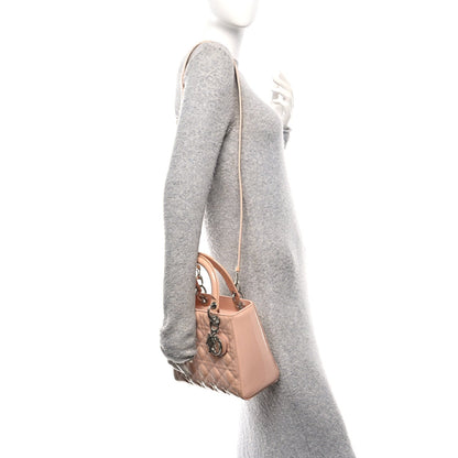 Patent Cannage Medium Lady Dior Rose Clair