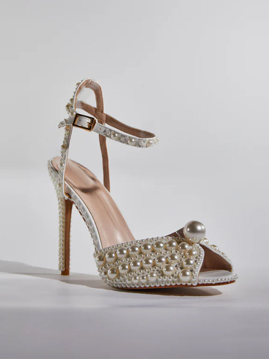 Cyrix Pearl Strap Sandals In Apricot