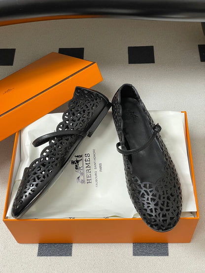 HM 26S Meli Ballet Flats Black in Cowhide 593801