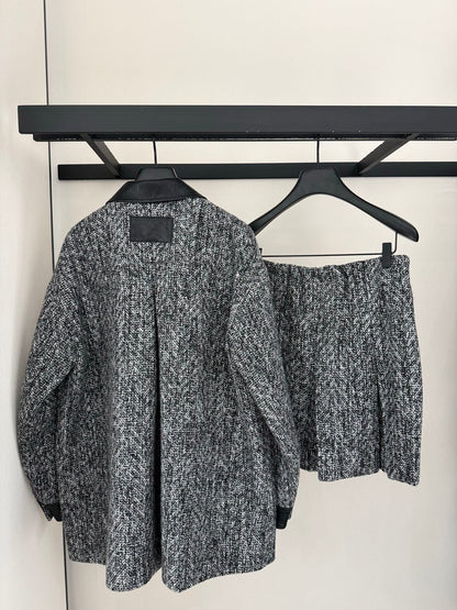 PRADA 25S BLAZER SET 571