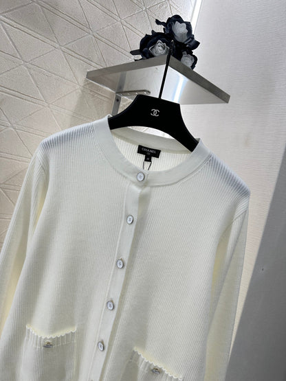 CHANEL WOOL CARDIGAN STYLE 271