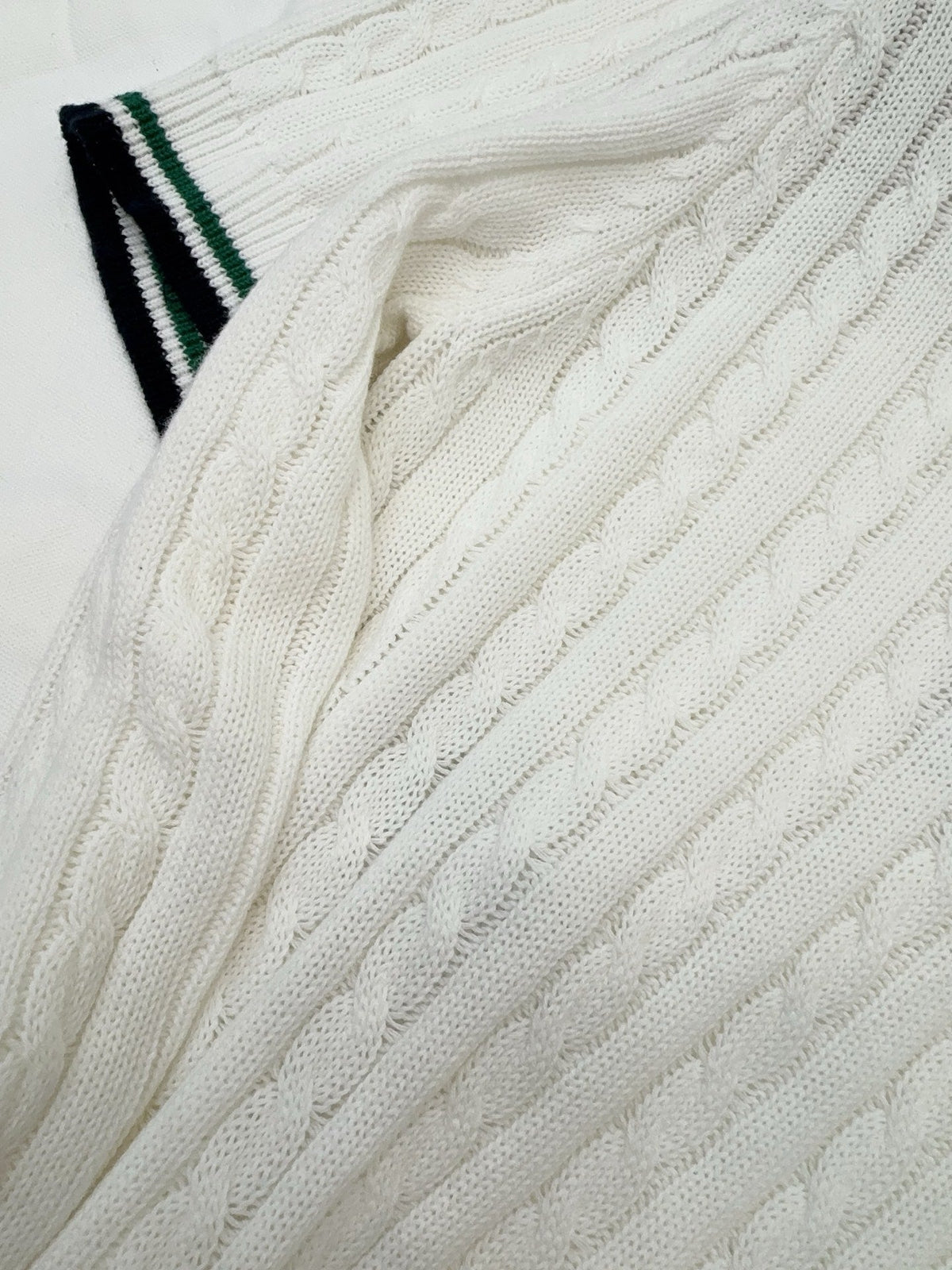CD 25 V-neck Shirt White Silk Cotton