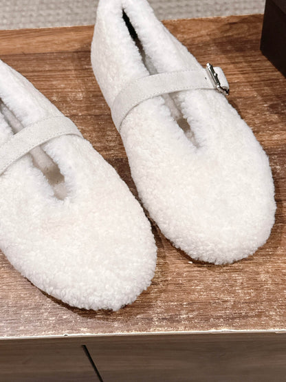 Alaia 2025 Ballet Flat Cream Wool 553828