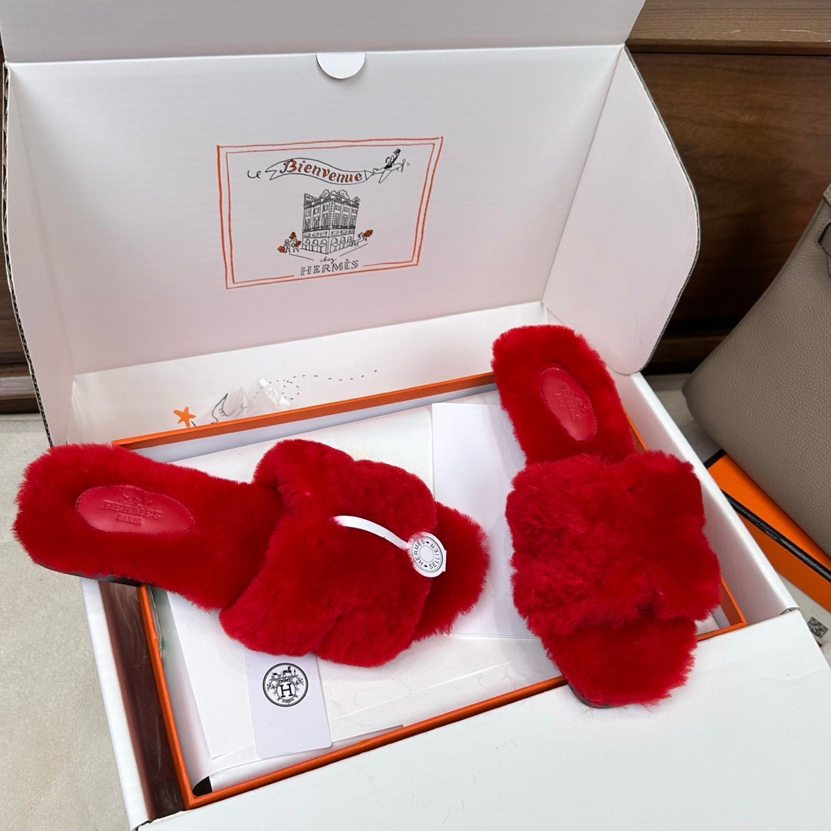 HM Oran Sandal Red Wool Velvet 598193