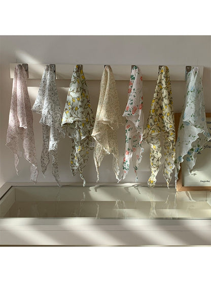 Scarvii - Fresh Style Floral Printed Triangle Scarf - Light &amp; Airy