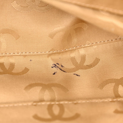 Caviar CC Stitched Medium Tote Beige