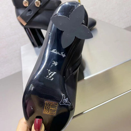 LV Belted Silhouette Ankle Boot Black Cowhide