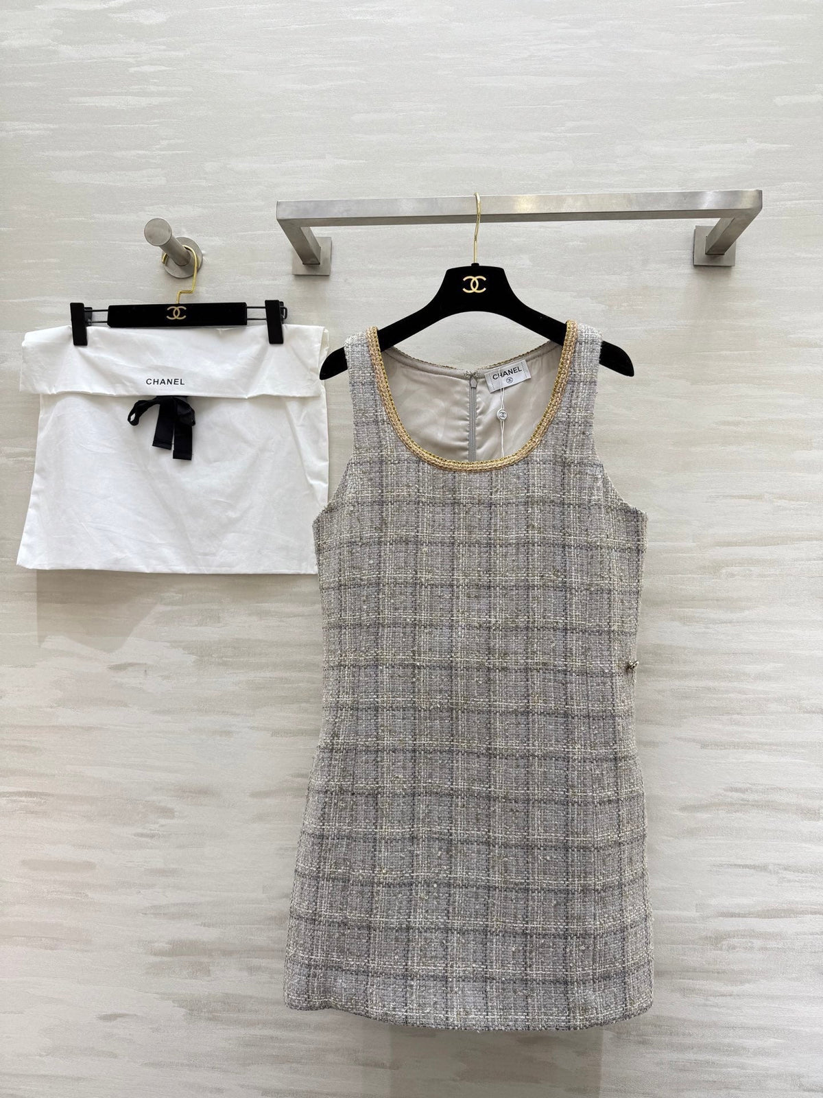 CC 26s Classic Dress Beige-Grey Tweed 352291